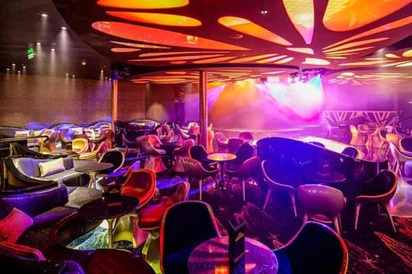 Disney Dream Gallery Image